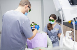 Implantologie și chirurgie